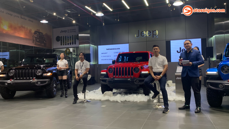 Khai trương showroom Jeep đầu tiên tại Việt Nam và công bố giá bán của mẫu Wrangler và Gladiator