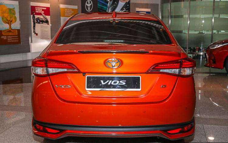Cận cảnh Toyota Vios 2021 sắp về Việt Nam "đấu" Accent và City