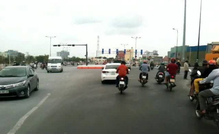 Từ chợ Thủ Đức đường Kha Vạn Cân rẽ trái Phạm Văn Đồng Từ chợ Thủ Đức đường Kha Vạn Cân rẽ trái Phạm Văn Đồng