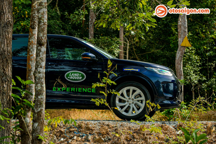 Ký sự hành trình "lên rừng, xuống biển" cùng những chiếc SUV sang Land Rover Experience Tour 2020