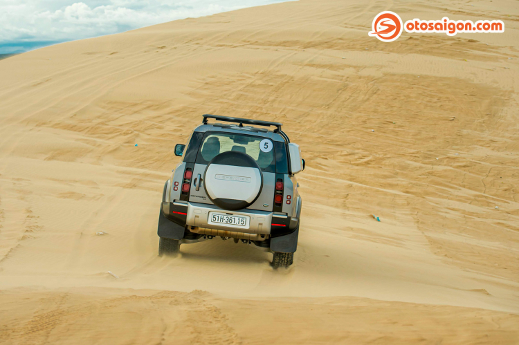 Ký sự hành trình "lên rừng, xuống biển" cùng những chiếc SUV sang Land Rover Experience Tour 2020 Ký sự hành trình "lên rừng, xuống biển" cùng những chiếc SUV sang Land Rover Experience Tour 2020