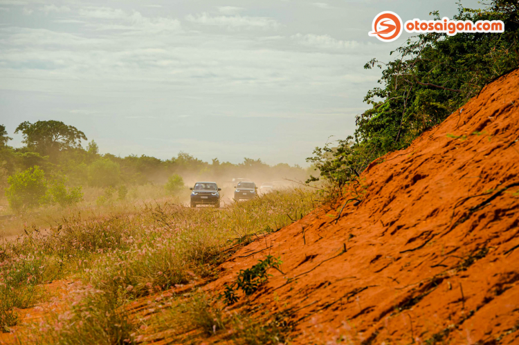 Ký sự hành trình "lên rừng, xuống biển" cùng những chiếc SUV sang Land Rover Experience Tour 2020 Ký sự hành trình "lên rừng, xuống biển" cùng những chiếc SUV sang Land Rover Experience Tour 2020