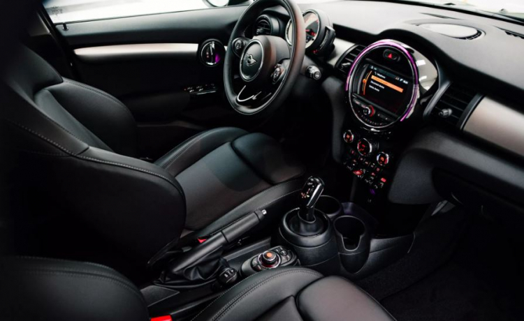 MINI Việt Nam giới thiệu MINI Cooper và MINI One mới, giá từ 1,5 tỷ đồng MINI Việt Nam giới thiệu MINI Cooper và MINI One mới, giá từ 1,5 tỷ đồng