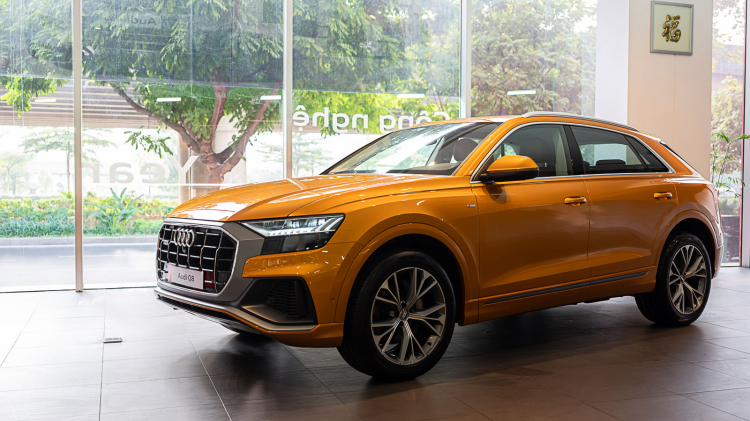Audi Q8 bắt đầu đến tay khách hàng Việt: số xe nhập về không đủ giao và đã "cháy" hàng