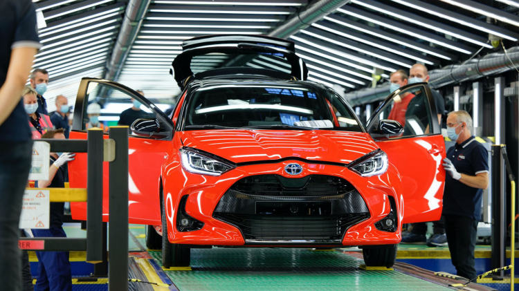 Toyota dừng sản xuất tại Anh và Pháp trước sự xuất hiện của chủng Covid-19 mới Toyota dừng sản xuất tại Anh và Pháp trước sự xuất hiện của chủng Covid-19 mới