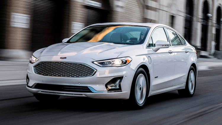 Rò rỉ ảnh Ford Fusion hoàn toàn mới trở thành xe CUV Rò rỉ ảnh Ford Fusion hoàn toàn mới trở thành xe CUV