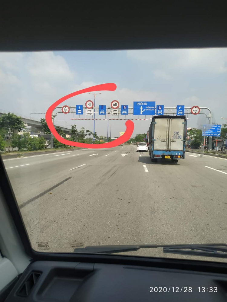 Lỗi chuyển làn trên cầu là như thế nào? Lỗi chuyển làn trên cầu là như thế nào?
