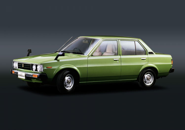 Toyota Altis: "Đông Phương Bất Bại" của nhà Toy qua nửa thế kỷ!