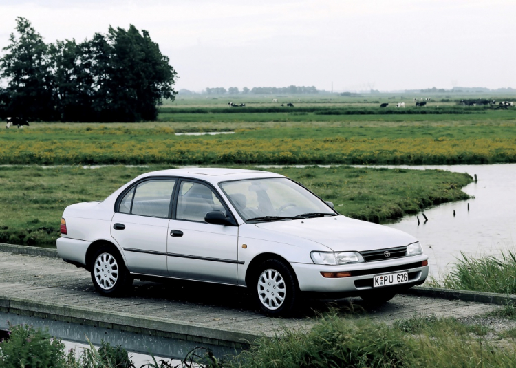 Toyota Altis: "Đông Phương Bất Bại" của nhà Toy qua nửa thế kỷ!