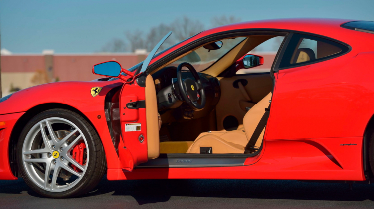 Đấu giá chiếc Ferrari F430 F1 Coupe từng được sở hữu bởi Donald J.Trump