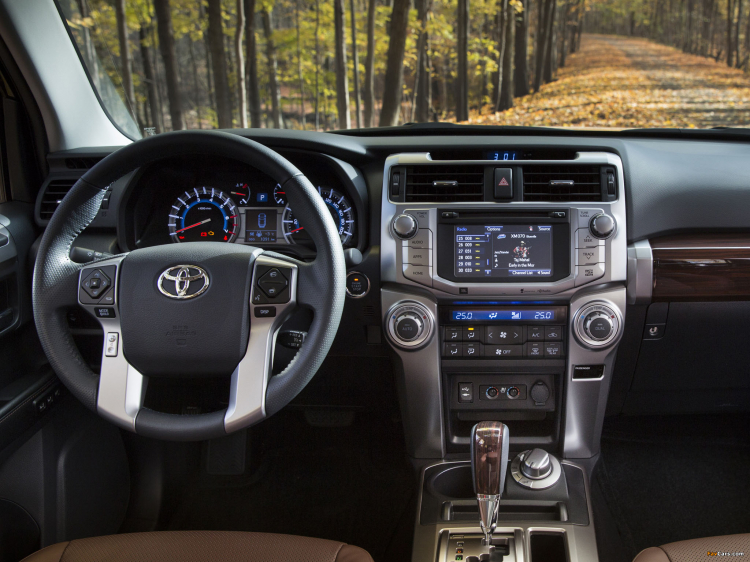 Toyota 4Runner nhập Mỹ đời 2013 - lựa chọn SUV 7 chỗ hấp dẫn trong tầm giá 2 tỷ đồng