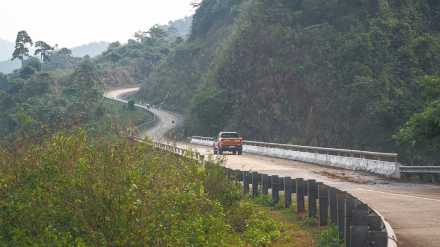 Đường Tây Trường Sơn Khe Sanh - Khe Gát.jpg