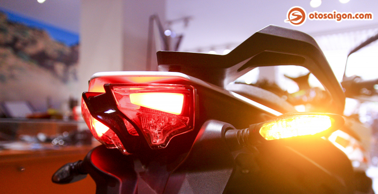 KTM 390 Adventure 2020: điều chỉnh giảm xóc trước, sau giá 175 triệu đồng
