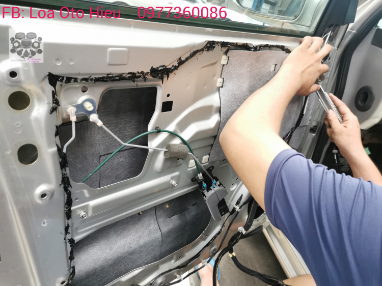 Cách âm cho Kia Carnival bằng vật liệu Forch made in Germany.