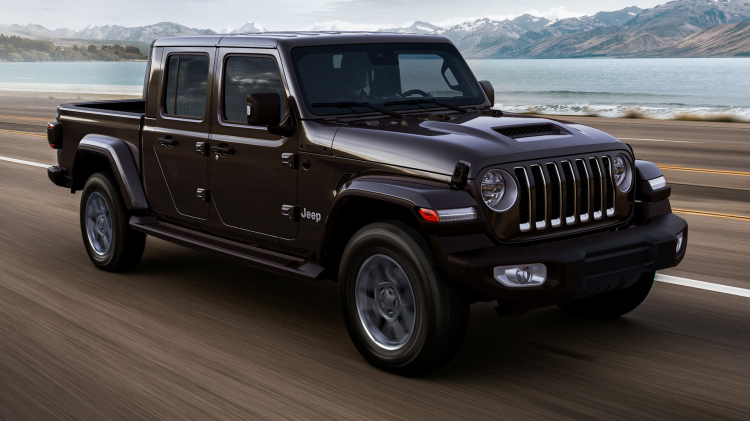 Jeep Gladiator 2021 mở bán tại Châu Âu: trang bị duy nhất động cơ diesel V6 3.0L