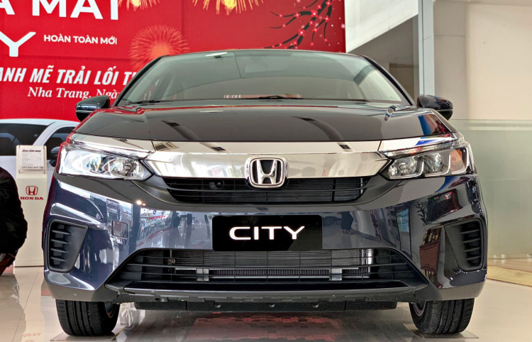 Honda City 2021 bắt đầu tới tay khách hàng đặt trước và lăn bánh trên đường