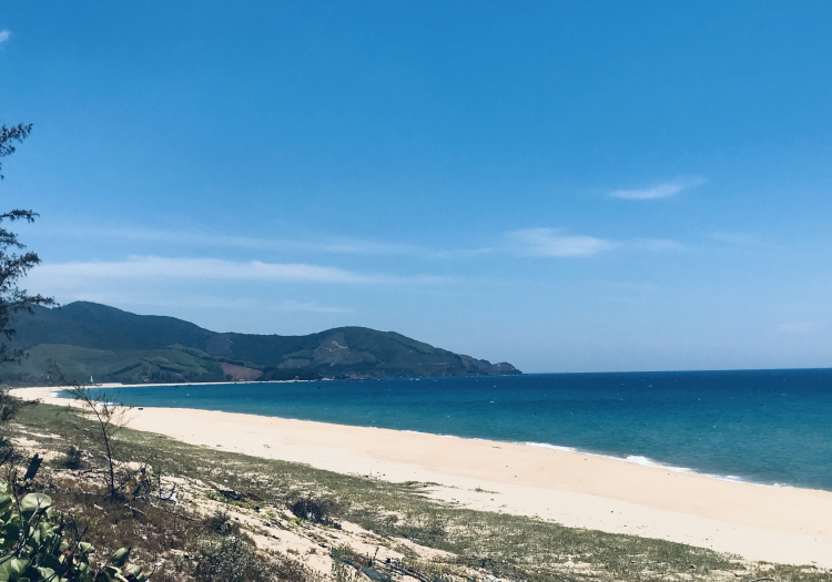 hỏi chỗ ăn chơi, ngủ nghỉ từ Đại Lãnh (Vũng rô) đến biển Sa Huỳnh, biển Mỹ Khê hỏi chỗ ăn chơi, ngủ nghỉ từ Đại Lãnh (Vũng rô) đến biển Sa Huỳnh, biển Mỹ Khê