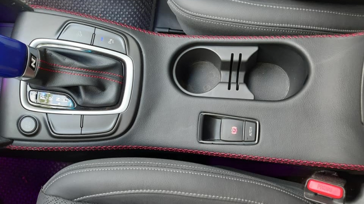 Độ phanh tay điện tử EPB cho Hyundai Kona Độ phanh tay điện tử EPB cho Hyundai Kona