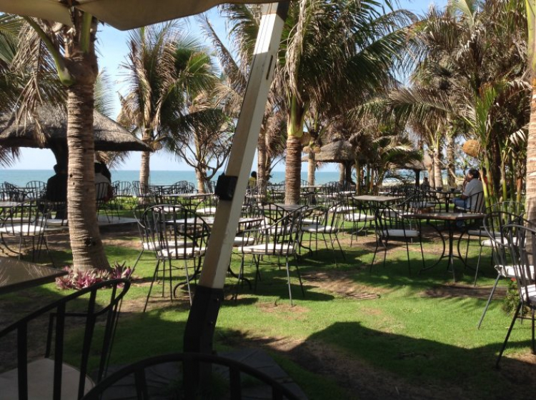 Ăn sáng trên đường đi Phan Thiết Ăn sáng trên đường đi Phan Thiết
