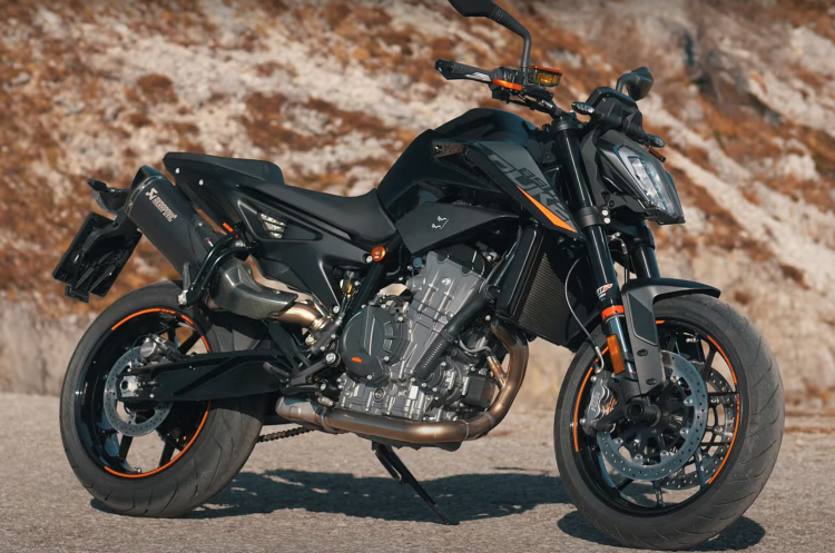 KTM 890 Duke 2021 lộ diện: 3 chế độ lái, ống xả Akrapovic, tuỳ chọn quickshift