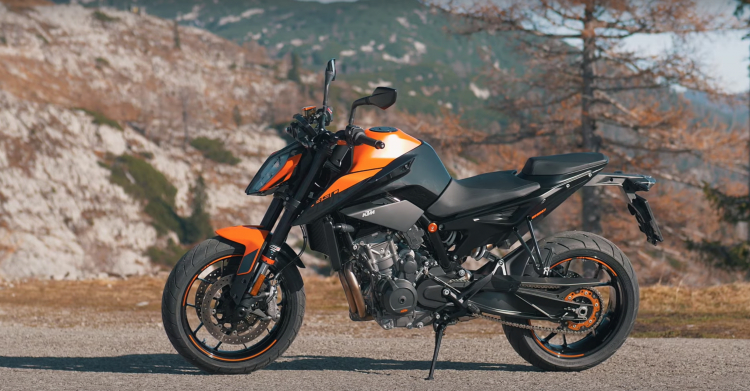 KTM 890 Duke 2021 lộ diện: 3 chế độ lái, ống xả Akrapovic, tuỳ chọn quickshift