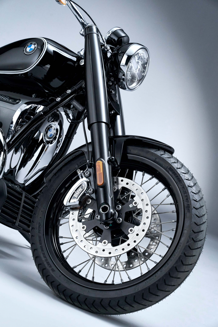 BMW Motorrad Việt Nam giới thiệu BMW R18: Mô tô cruiser tiền tỷ