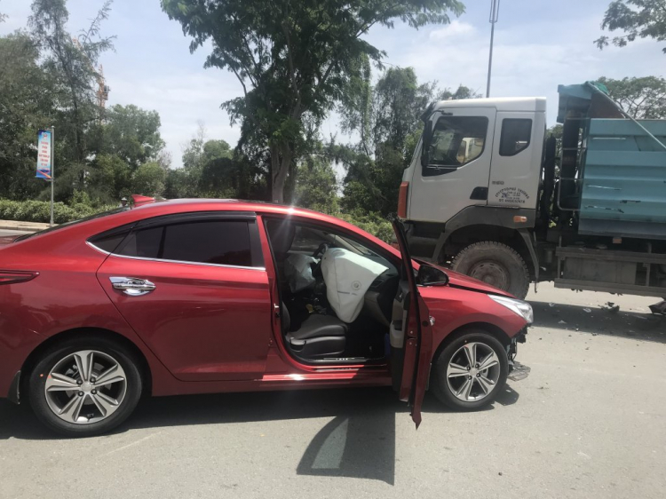 Cảm giác lạ khi lái Tucson xăng đặc biệt 2020 Cảm giác lạ khi lái Tucson xăng đặc biệt 2020
