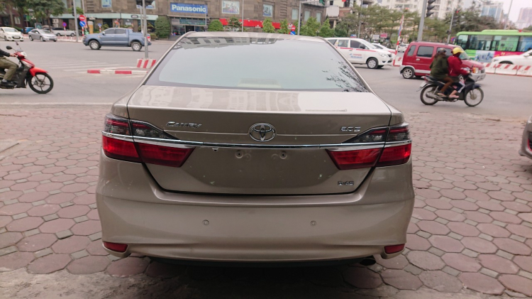 Camry 2.0E 2015, Vàng cát - Hà Nội, Giá rẻ dịp sát tết