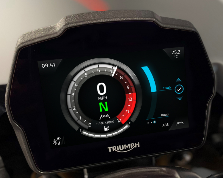 Triumph Speed Triple 1200 RS 2021: phuộc Ohlins, quickshift 2 chiều, 5 chế độ lái