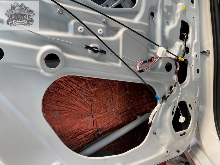 Cách âm cho xe ô tô với vật liệu cao cấp - Mitsubishi Xpander