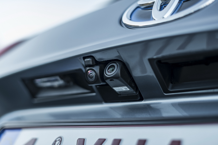 Toyota ra mắt Highlander mới tại Châu Âu, cạnh tranh Ford Explorer