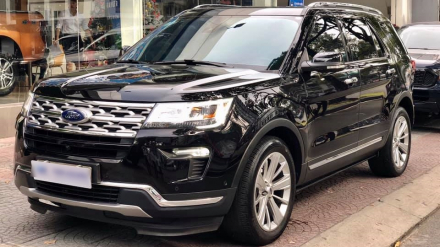 ford explorer.jpg