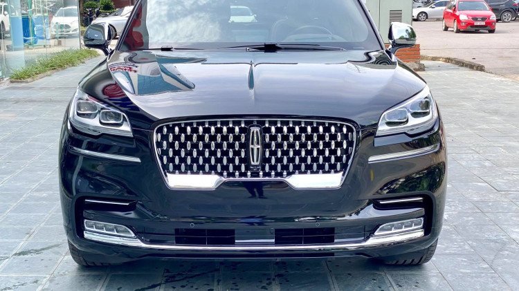 Cận cảnh Lincoln Aviator: SUV hạng sang cỡ trung của Mỹ có giá lăn bánh khoảng 5 tỷ tại Việt Nam