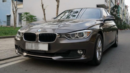 BMW 320i cũ 1.jpg