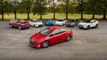 Toyota-Hybrids.jpg