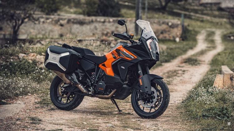 2021-KTM-1290-SUper-Adventure-s-7-1200x800.jpg