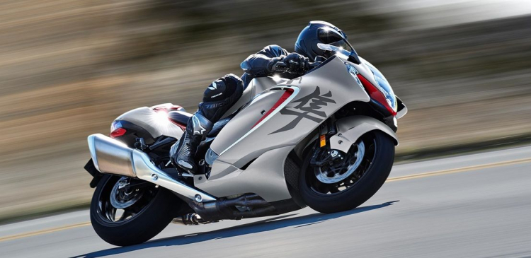 Suzuki trình làng siêu mô tô Hayabusa 2021