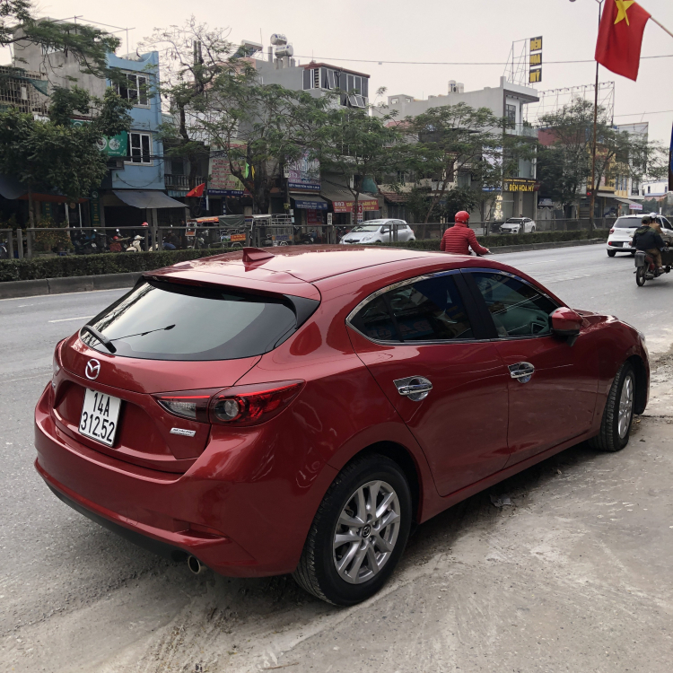 Chính chủ 1 đời Bán Mazda 3 FL 1.5AT 2018 chạy 37.777 km nguyên zin