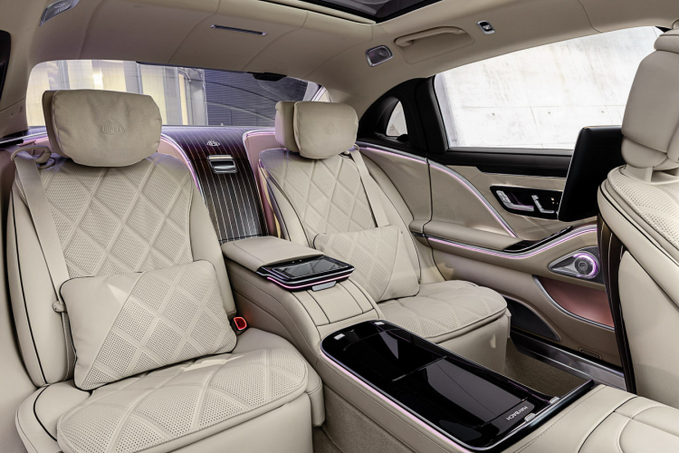 s-lass-maybach3.jpg