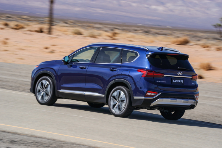 2019-hyundai-santa-fe-us-debut-ny-8.jpg 2019-hyundai-santa-fe-us-debut-ny-8.jpg