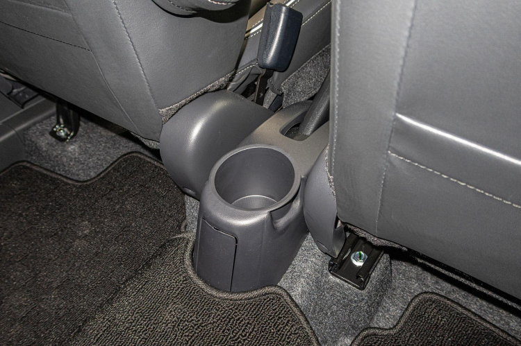 Mitsubishi Attrage có thêm bản CVT Premium: thêm trang bị để cạnh tranh Toyota Vios, Hyundai Accent Mitsubishi Attrage có thêm bản CVT Premium: thêm trang bị để cạnh tranh Toyota Vios, Hyundai Accent