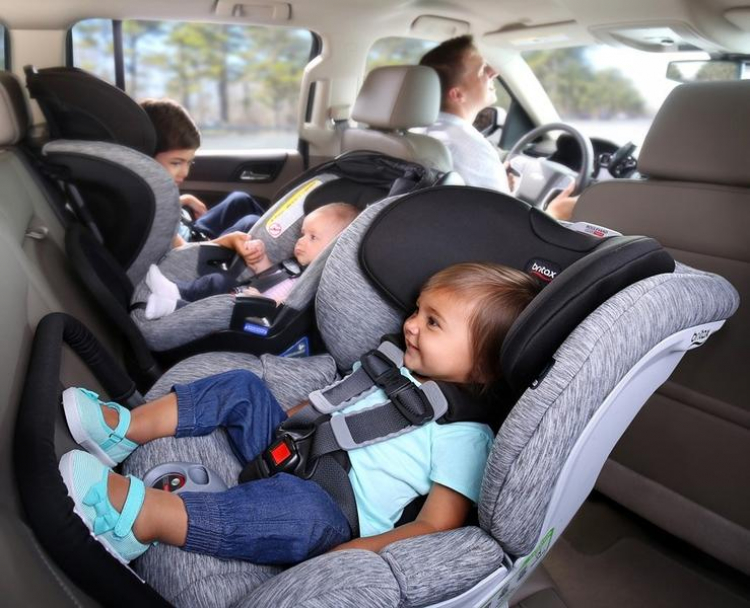 Car-seat-progression-Britax-blvd-ARB-spark_1000x600_crop_center.jpg