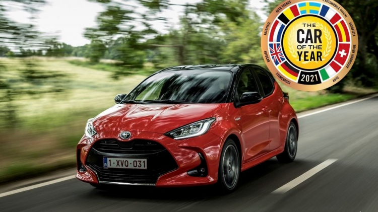 Toyota-Yaris-Car-of-the-Year-2021.jpg