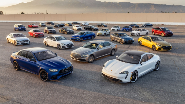 2021-MotorTrend-Car-of-the-Year-group-shot-1.jpg