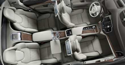 161134_Volvo_XC90_Excellence_interior-630x332.jpg