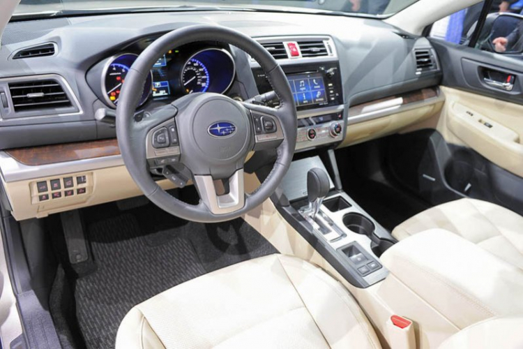 Tham quan và lái thử Subaru Outback 2015 tại TPHCM