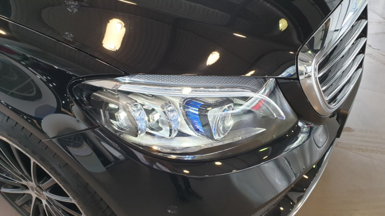 Chênh gần 600 triệu đồng, sự khác biệt giữa C 180 và C 300 AMG là gì? Chênh gần 600 triệu đồng, sự khác biệt giữa C 180 và C 300 AMG là gì?