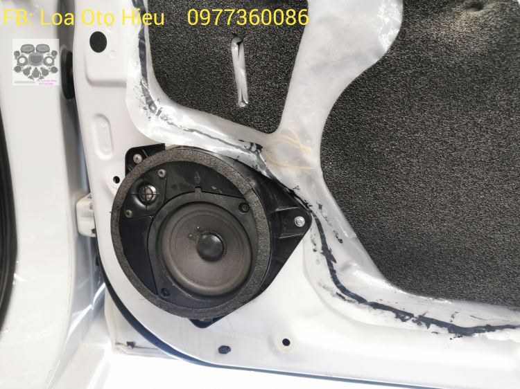 Nâng cấp âm thanh cho Mitsubishi Xpander MT sừng trâu với hệ thống loa Mark Levinson cao cấp.