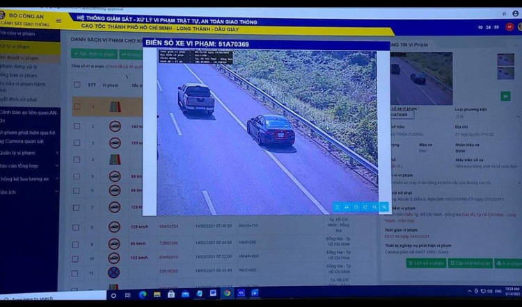 Gắn camera tự động nhận dạng biển số xe vi phạm trên cao tốc
