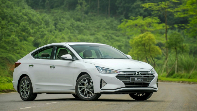 hyundai-elantra-1.jpg hyundai-elantra-1.jpg